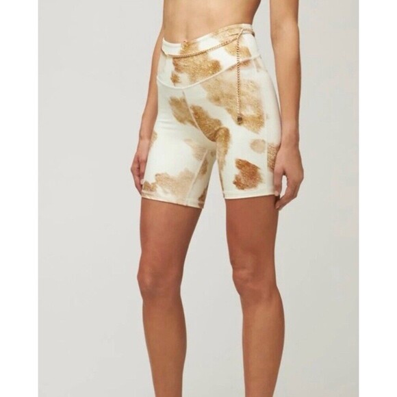 We Wore What Cow Print Shorts Danielle Bernstein‎ Women's M Butter Soft White - Picture 1 of 10